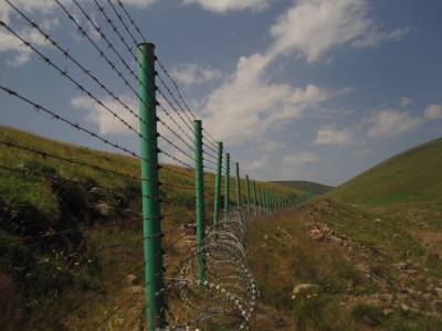 Обстановка на кыргызско-таджикском участке границы характеризуется как стабильная - погранслужба