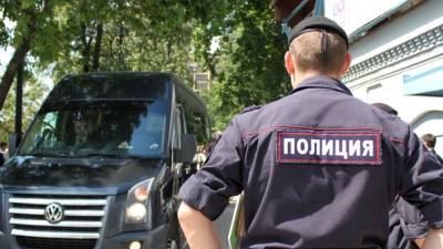 Сборщиков подписей за политика Романа Юнемана задержала полиция