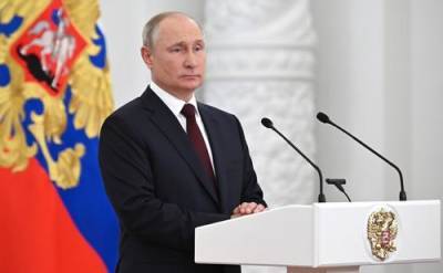 В Кремле озвучили темы, которые обсуждали по телефону Путин и Байден