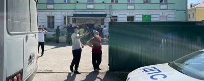 В Мечети Нижнего Тагила полицейские задержали 10 человек