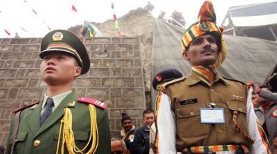 Представители армий Индии и Китая обсудили ситуацию на границе двух стран