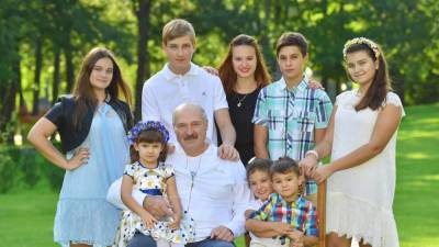 Политолог о свадьбе внучки Лукашенко: он как султан решил гульнуть в самые мрачные для страны времена