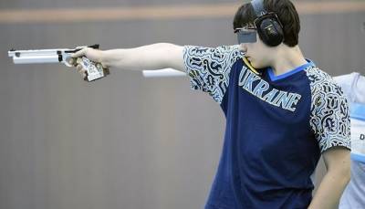 Коростылев стал 15-м по итогам первого этапа квалификации в стрельбе со скоростного пистолета на 25 м