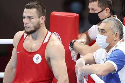 Российский боксёр Имам Хатаев выиграл бронзу Олимпиады