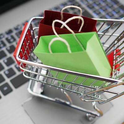 Россияне начали терять интерес к онлайн-шопингу, заявили эксперты