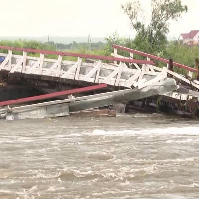 Специалисты приступили к ремонту мостов, поврежденных паводком в Приамурье