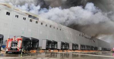 Под Одессой горел складской комплекс АТБ, – СМИ (фото, видео)