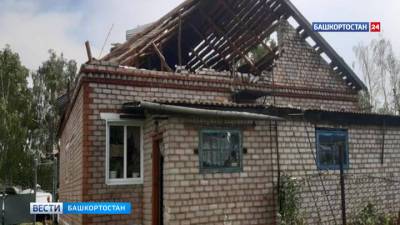 Шквалистый ветер сорвал крыши с домов в нескольких районах Башкирии