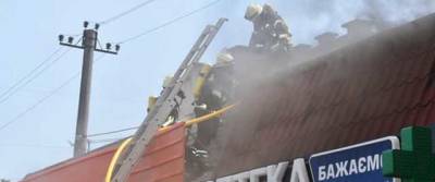 Тушили 28 спасателей: появились подробности масштабного пожара в Одессе