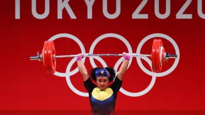 Тяжелоатлетка Дахомес Баррера завоевала золото ОИ в Токио в весе до 76 кг - russian.rt.com - Токио - Эквадор - Катар