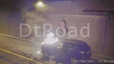 Движение в Лефортовском тоннеле в Москве закрыли из-за загоревшегося автомобиля
