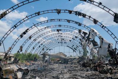 Пожар под Волгоградом уничтожил фермерскую технику на 30 млн