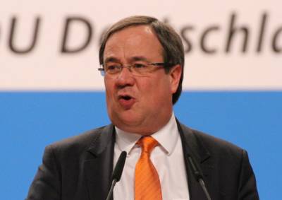 Жители Германии высмеяли кандидата в канцлеры Лашета за угрозы России санкциями