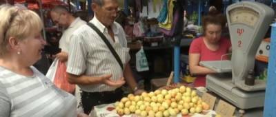 Украинцев ошеломили ценами на фрукты: чего ждать в августе