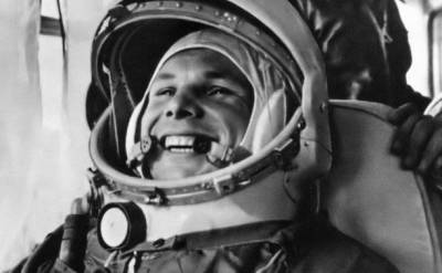 «А где тут руль?»: как шутил Гагарин про свой полет в космос