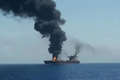 США и Британия пообещали ответ Ирану за атаку на танкер