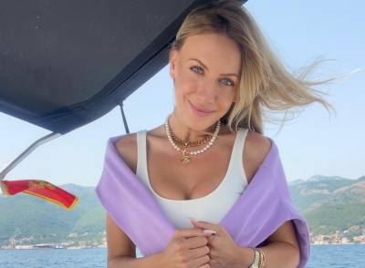 В купальнике и с веслом: Леся Никитюк сразила наповал новыми фото