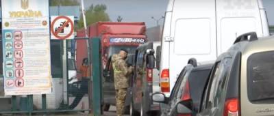 На западной границе Украины застряли сотни авто