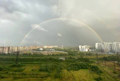 Фото: полная радуга порадовала жителей Мурино