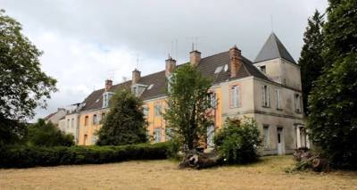 Поместье Левиль во Франции будет полностью восстановлено через 10 лет