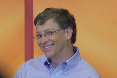 Билл Гейтс опустился на пятое место в списке богатейших людей мира
