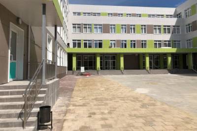 В новой школе Серпухова завершают прием заявлений от родителей