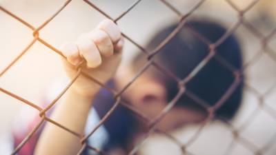 Сотрудников школы-интерната в Тайшете обвинили в истязании детей