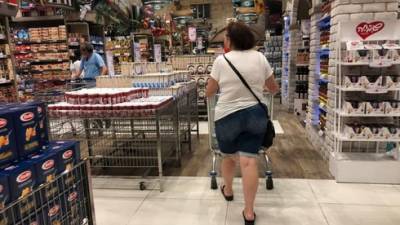Люди покупают все меньше: что происходит с ценами в Израиле