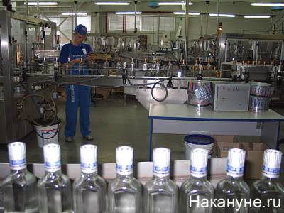 Производитель объяснил резкий скачок спроса на водку во время пандемии