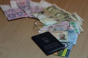 Украинцев лишат пенсий