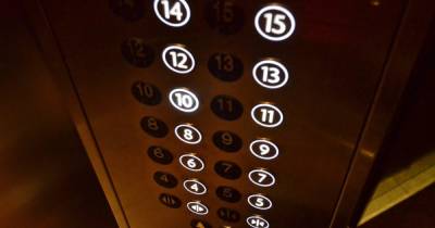 В Одессе в многоэтажке оборвался лифт с людьми