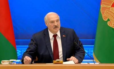 «Вы допрыгаетесь и мы вернём Украину»: Лукашенко пригрозил Киеву