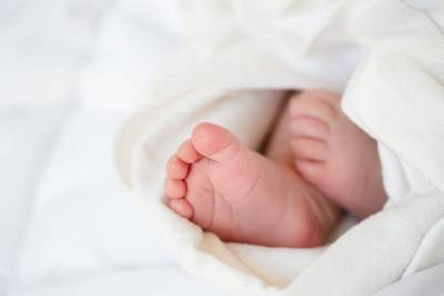 Самого маленького в мире новорожденного ребенка выписали из больницы