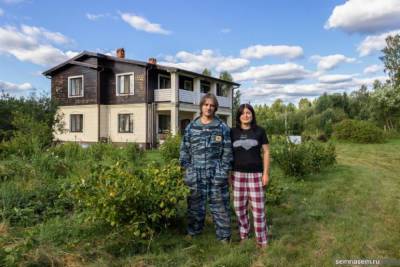 Московская семья живет с Хайпом в деревне Тверской области