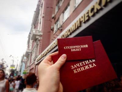 В Ростове непривитым студентами разрешено посещать занятия наравне с привитыми