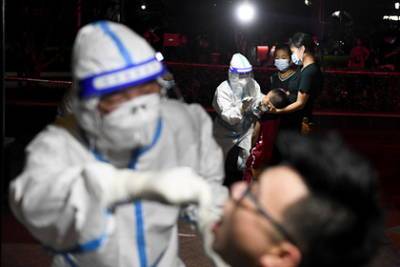 В Китае нашли виновных во вспышке «дельта»-варианта коронавируса