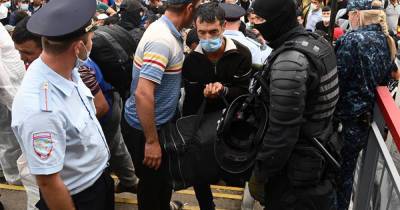 Участников массовой драки в Подмосковье выдворили из страны