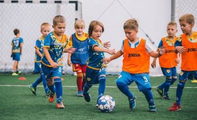 В 24 школах Татарстана начнут проводить уроки футбола