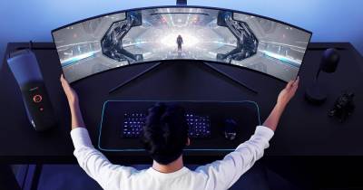 Революционная технология: Samsung выпустила гигантский монитор Odyssey Neo G9 (видео)