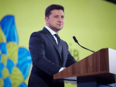 Зеленский и Разумков лидируют в рейтинге доверия украинцев – опрос