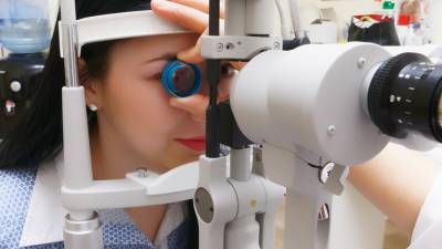 Тюменская больница получила новое оборудование для офтальмологов