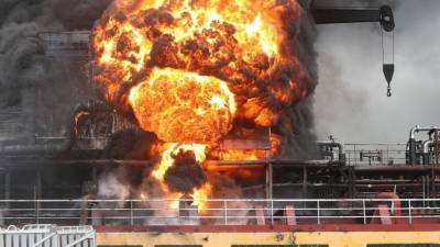 Взрыв прогремел на танкере в сирийском порту Латакия