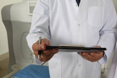 В Минздраве ответили на жалобу рязанки о нехватке врачей в поликлинике ОКБ