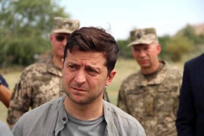 Не отличается от Порошенко: солдаты ВСУ не хотят общаться с Зеленским на передовых
