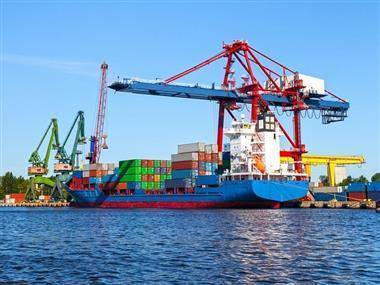 Темпы прироста грузооборота морских портов РФ за 7 месяцев увеличились в 5 раз