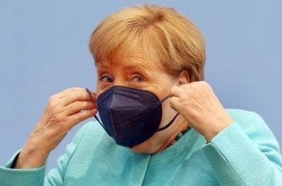 Меркель заявила о росте заболеваемости COVID-19 в Германии, несмотря на вакцинацию