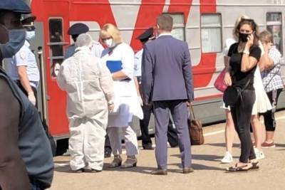 Роспотребнадзор нашел коронавирусную и энтеровирусную инфекции у детей в поезде «Анапа – Смоленск»