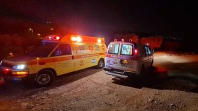 Молодые люди поругались – девушка выпала из мчащейся машины в Офакиме