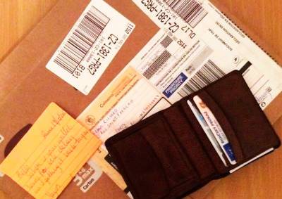 Пражанин получил по почте потерянный в Париже бумажник