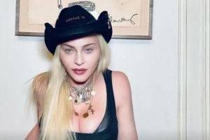 Мадонна поразила снимком "без щек"